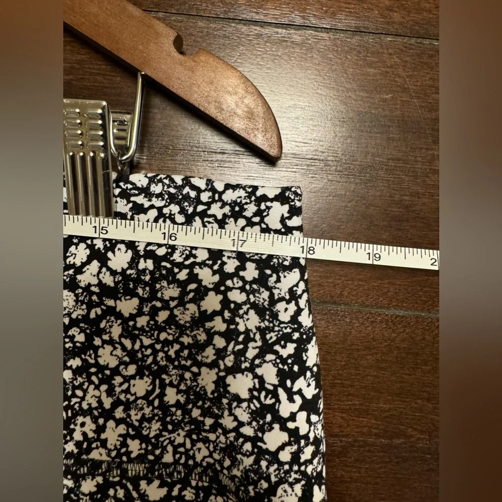 NWOT Lululemon Align High-Rise Pant 25" Venture Floral Alpine White Black - Picture 5 of 10